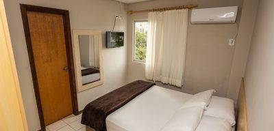 hotel-do-bosque-suite-bosque-01-quarto-casal-1000×667 hotel-do-bosque-suite-bosque-01-quarto-casal-1000x667