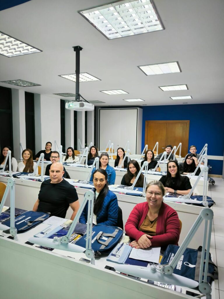 WhatsApp Image 2025-11-09 at 21.01.56